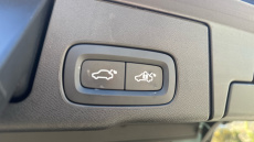 Volvo XC60 2.0 T8 [455] RC PHEV Ultimate Dark 5dr AWD Gtron Estate